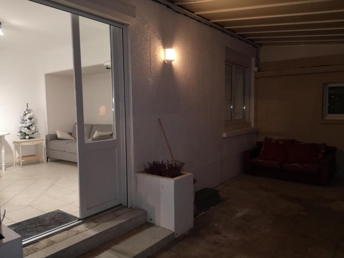 Appartement 2 Pieces Avec Terrasse Proche Mer Et Commerces ウイストルアム エクステリア 写真